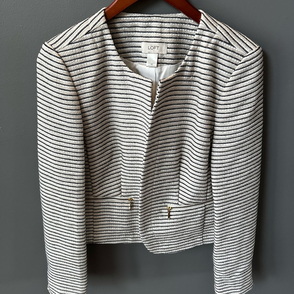 Lined Ann Taylor Loft Hip Length Jacket Size Medium White Navy